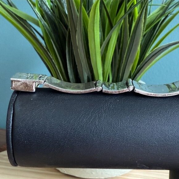 VTG 1980'S Navajo Tommy Jackson Storyteller 925 Sterling Silver Braclet 32 Grams - Picture 7 of 16